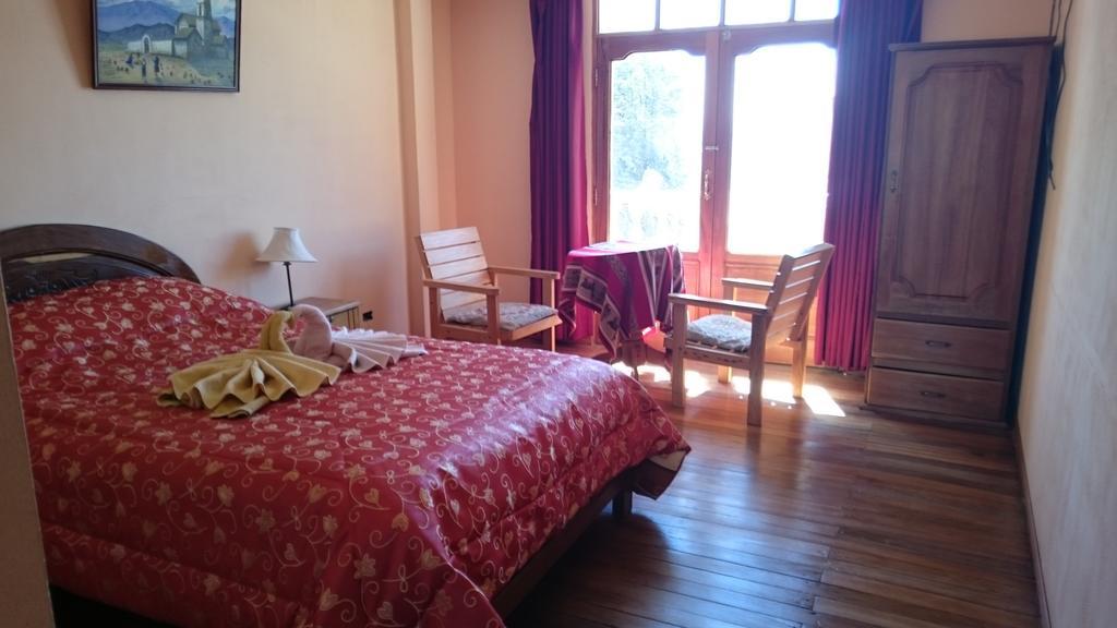 Hostal Real Los Andes Del Lago Copacabana  Rom bilde