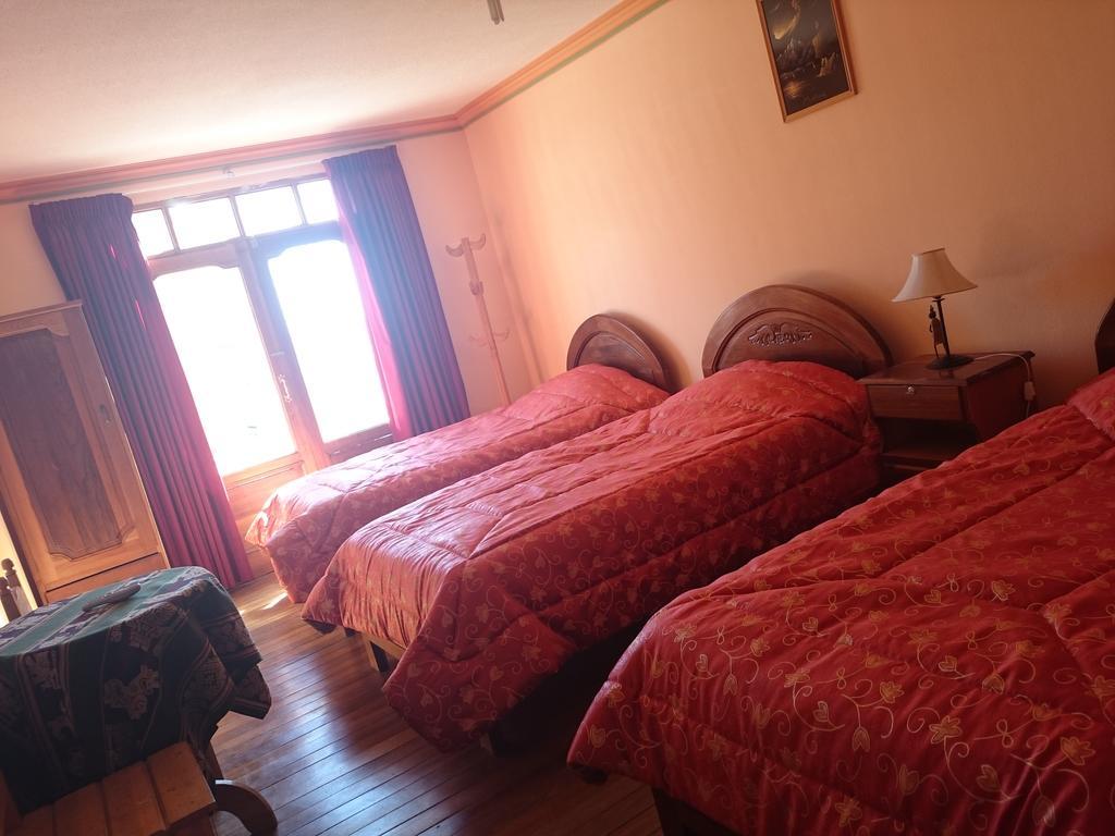 Hostal Real Los Andes Del Lago Copacabana  Rom bilde